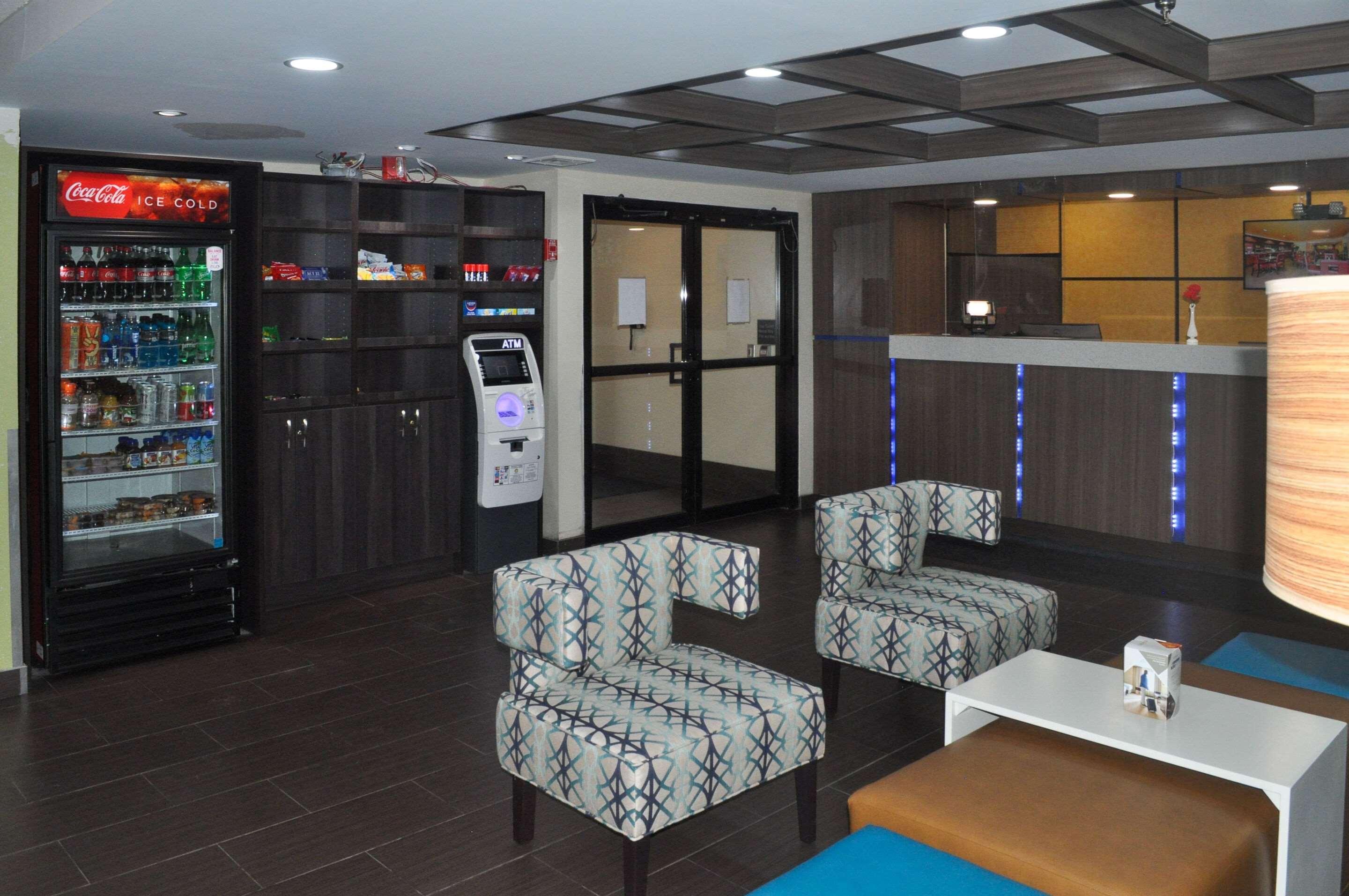 Clarion Pointe Gateway I-95 Hotel Georgetown